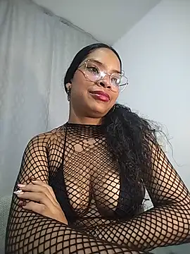 Snapshot of KATALINA_SANTANA_ chatting on June 5, 2026, 1:45 am KATALINA SANTANA online show from June 5, 2026, 1:45 am