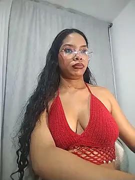 Snapshot of KATALINA_SANTANA_ chatting on June 11, 2026, 1:05 am KATALINA SANTANA online show from June 11, 2026, 1:05 am