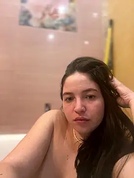 AlexaYvonne online show from January 12, 2026, 4:18 am