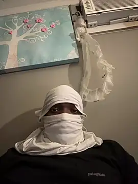 crami68 online show from February 4, 2026, 3:01 am