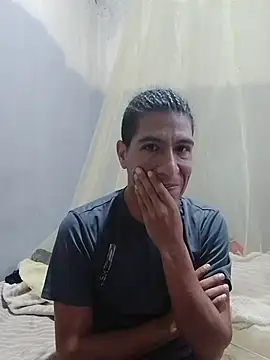 Snapshot of Rodrigohernan19 chatting on May 17, 2026, 9:17 am Rodrigohernan19 online show from May 17, 2026, 9:17 am