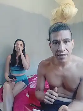 Rodrigohernan19 online show from June 15, 2026, 2:41 pm