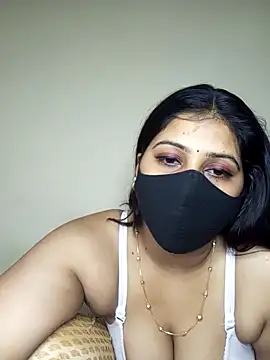 Snapshot of Kushi_Sharmaa chatting on February 28, 2026, 6:14 am Kushi Sharmaa online show from February 28, 2026, 6:14 am