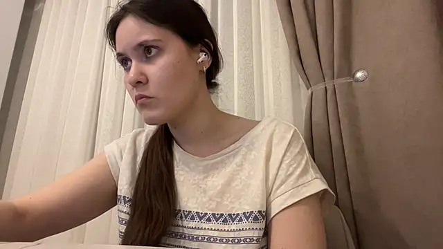 Snapshot of LanaLive chatting on January 31, 2026, 7:11 pm LanaLive online show from January 31, 2026, 7:11 pm