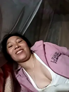 Snapshot of vesla-2k chatting on March 29, 2026, 10:10 pm vesla-2k online show from March 29, 2026, 10:10 pm