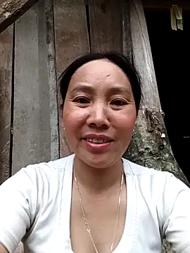 Snapshot of vesla-2k chatting on April 1, 2026, 5:41 am vesla-2k online show from April 1, 2026, 5:41 am