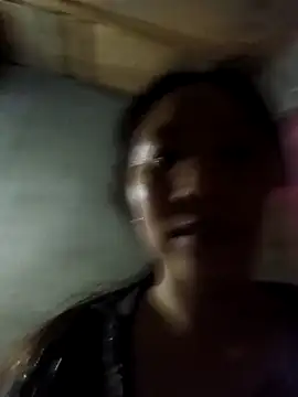 Snapshot of vesla-2k chatting on April 2, 2026, 11:41 am vesla-2k online show from April 2, 2026, 11:41 am