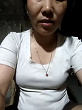 Snapshot of vesla-2k chatting on April 7, 2026, 9:48 pm vesla-2k online show from April 7, 2026, 9:48 pm