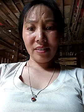 Snapshot of vesla-2k chatting on April 8, 2026, 9:53 am vesla-2k online show from April 8, 2026, 9:53 am