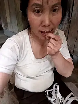 Snapshot of vesla-2k chatting on April 9, 2026, 7:03 am vesla-2k online show from April 9, 2026, 7:03 am