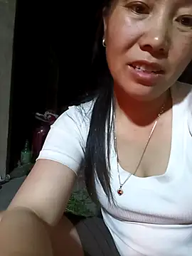 Snapshot of vesla-2k chatting on April 12, 2026, 9:42 pm vesla-2k online show from April 12, 2026, 9:42 pm