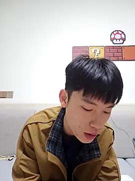 Snapshot of your-cake chatting on April 19, 2026, 6:10 pm your-cake online show from April 19, 2026, 6:10 pm