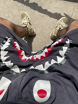 ultratulon online show from February 4, 2026, 4:02 pm