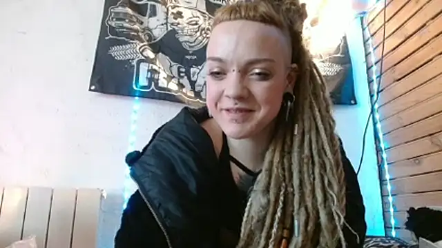 spiralhokkaido23 online show from February 16, 2026, 10:33 am