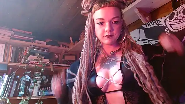 spiralhokkaido23 online show from April 22, 2026, 9:33 am
