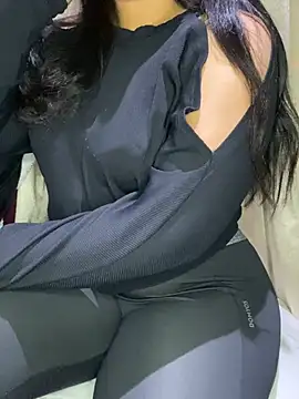 Lina Velvet  online show from January 11, 2026, 4:28 am