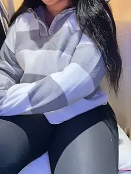 Lina Velvet  online show from January 15, 2026, 2:21 pm