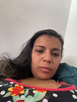 cinthia2011 online show from February 21, 2026, 5:03 pm