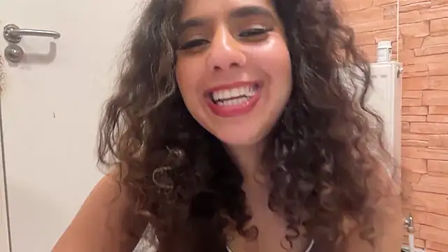 fayfay21xh online show from February 27, 2026, 10:21 pm