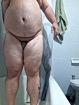 Gummyto online show from March 19, 2026, 11:09 pm