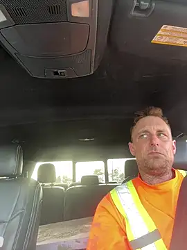 WIDBIGWHITECOCK online show from May 4, 2026, 9:22 pm