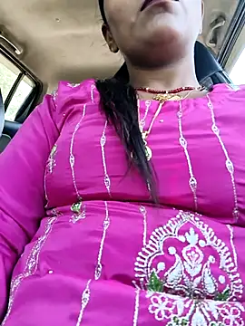 Snapshot of catstar143 chatting on April 12, 2026, 7:02 am catstar143 online show from April 12, 2026, 7:02 am