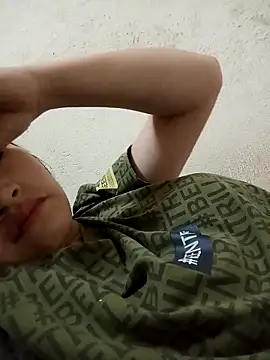 yumyum112 online show from March 20, 2026, 2:11 pm