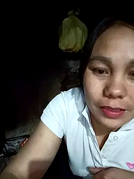 vanvan005 online show from March 13, 2026, 11:06 am