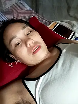 vanvan005 online show from May 8, 2026, 1:16 pm