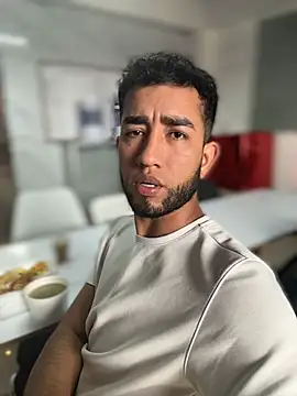 liam bronw online show from January 15, 2026, 6:00 pm