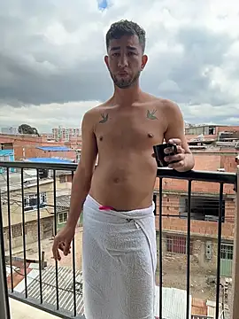 liam bronw online show from February 19, 2026, 2:57 pm