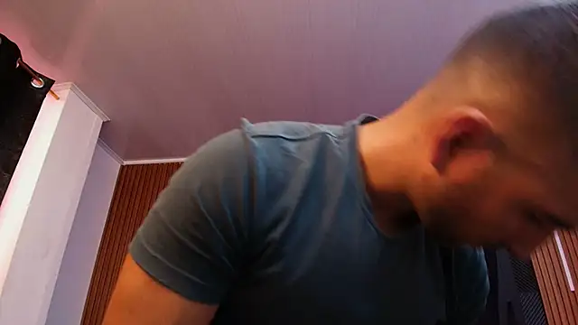 lorenzo walker 1 online show from February 16, 2026, 5:20 pm