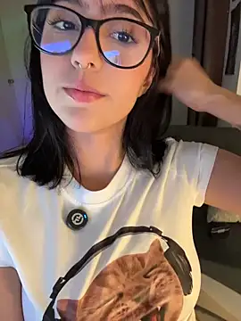 HinaSweet online show from March 15, 2026, 12:38 am