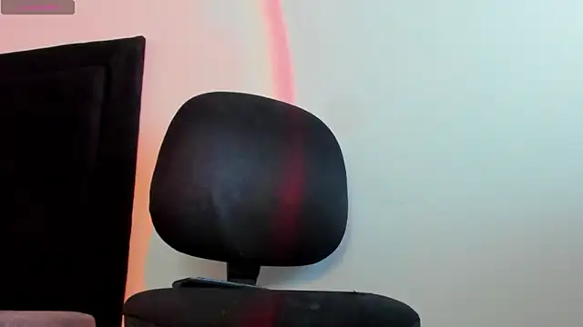 Snapshot of camilo_model chatting on March 10, 2026, 6:07 am camilo model online show from March 10, 2026, 6:07 am