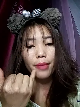 Snapshot of Happy_sweet1 chatting on January 17, 2026, 2:38 am Happy sweet1 online show from January 17, 2026, 2:38 am