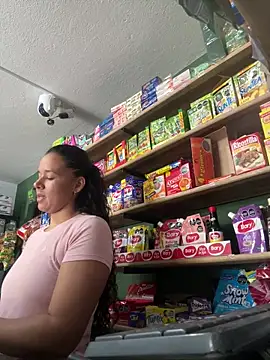 lannabellx online show from March 20, 2026, 4:56 pm