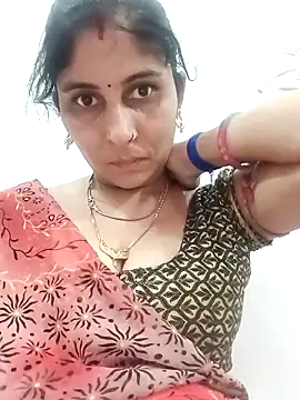 Hot ree85 online show from May 4, 2026, 4:14 pm