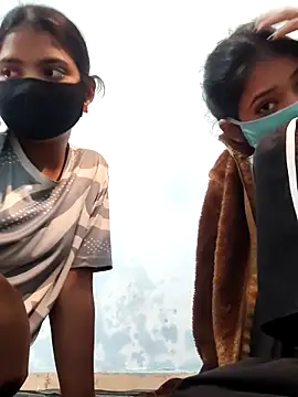 Snapshot of Sonali-6 chatting on February 1, 2026, 11:42 am Sonali-6 online show from February 1, 2026, 11:42 am