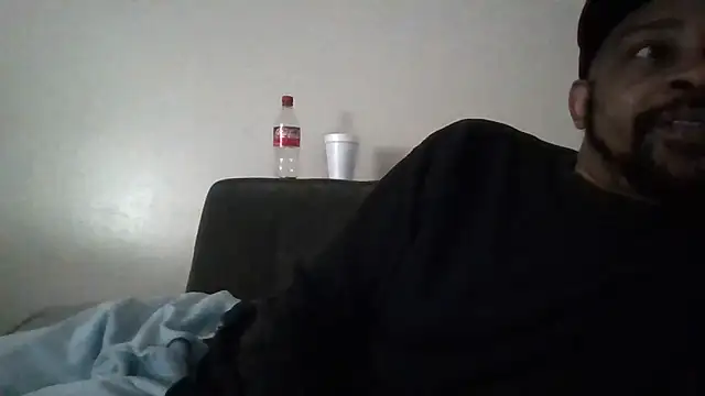 Snapshot of mrsparker1984 chatting on February 16, 2026, 12:51 am mrsparker1984 online show from February 16, 2026, 12:51 am