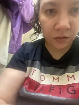 Snapshot of bellakay19 chatting on February 6, 2026, 2:49 am bellakay19 online show from February 6, 2026, 2:49 am