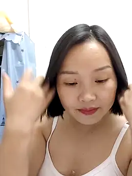   BingBing   online show from March 18, 2026, 11:13 am