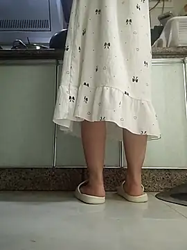 Snapshot of Xiaoyue001 chatting on January 15, 2026, 1:05 pm Xiaoyue001 online show from January 15, 2026, 1:05 pm