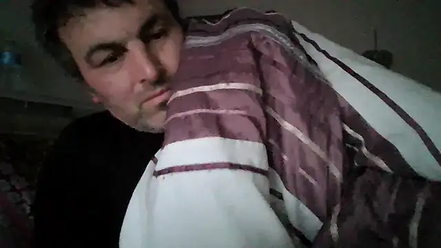 Snapshot of Hakfin666 chatting on May 11, 2026, 4:07 am Hakfin666 online show from May 11, 2026, 4:07 am
