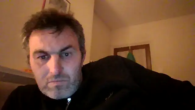 Snapshot of Hakfin666 chatting on May 11, 2026, 9:23 pm Hakfin666 online show from May 11, 2026, 9:23 pm