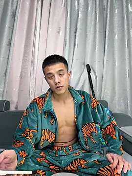 Snapshot of TOYOTA-01 chatting on January 18, 2026, 12:20 pm TOYOTA-01 online show from January 18, 2026, 12:20 pm