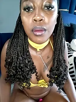 Snapshot of CocoButterxox chatting on March 12, 2026, 9:26 am CocoButterxox online show from March 12, 2026, 9:26 am