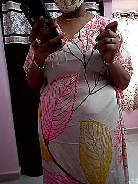Ammu14399 online show from May 13, 2026, 7:28 am