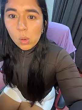 Minico25 online show from April 8, 2026, 2:00 am