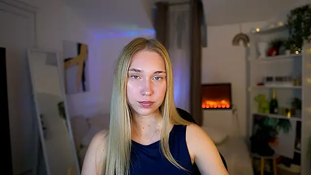 MilaBunny2000 online show from February 2, 2026, 11:31 am