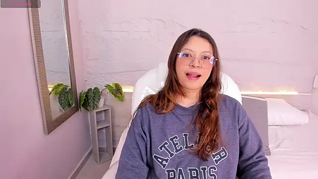 lanna 18  online show from June 20, 2026, 11:46 am